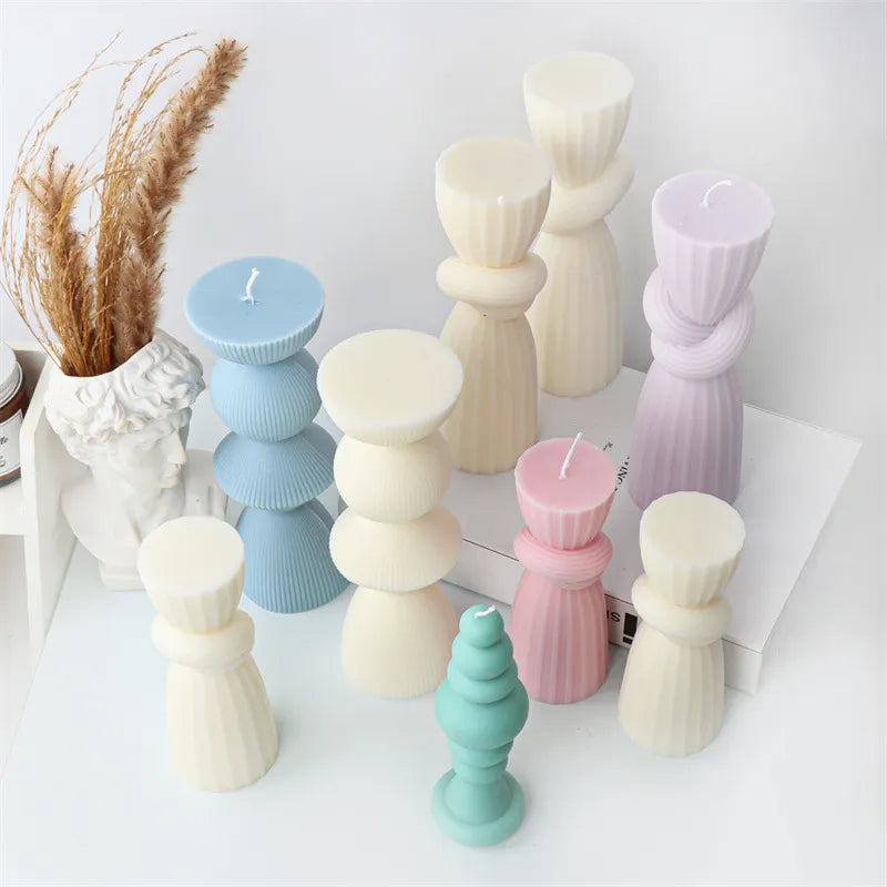 Knot Stripe Cylindrical Candle
